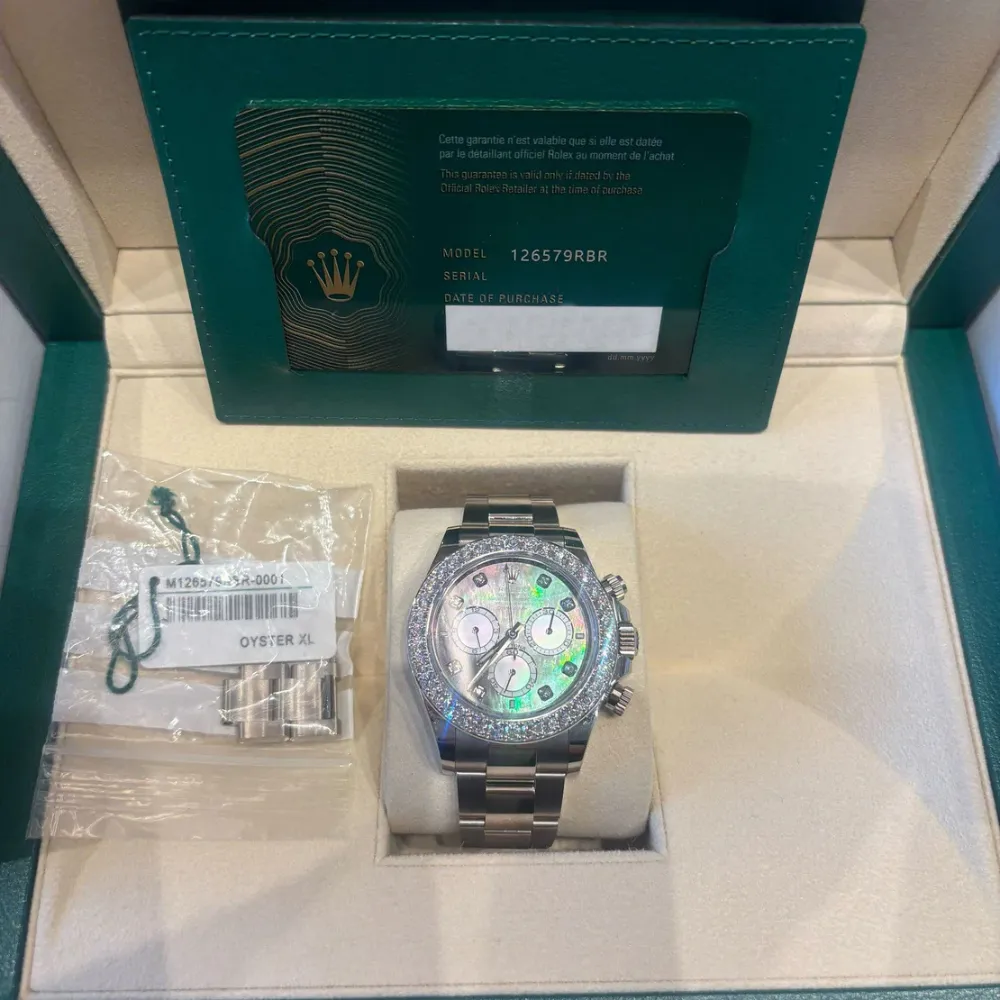 Rolex Daytona 126579RBR White Gold Mother of Pearl Diamond Dial Diamond Bezel (2024) - Image 9