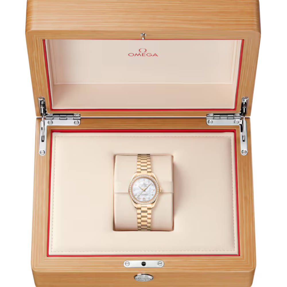 Seamaster Aqua Terra 150M 30 mm, Moonshine gold on Moonshine gold Ref. 220.55.30.20.55.001 - Image 7