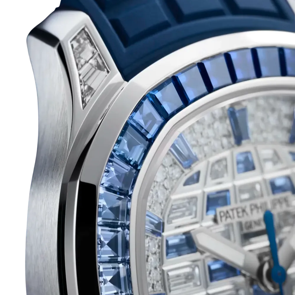 Patek Philippe Aquanaut Luce 5268/461G-001 White Gold Diamond Blue Sapphire Dial - Image 9