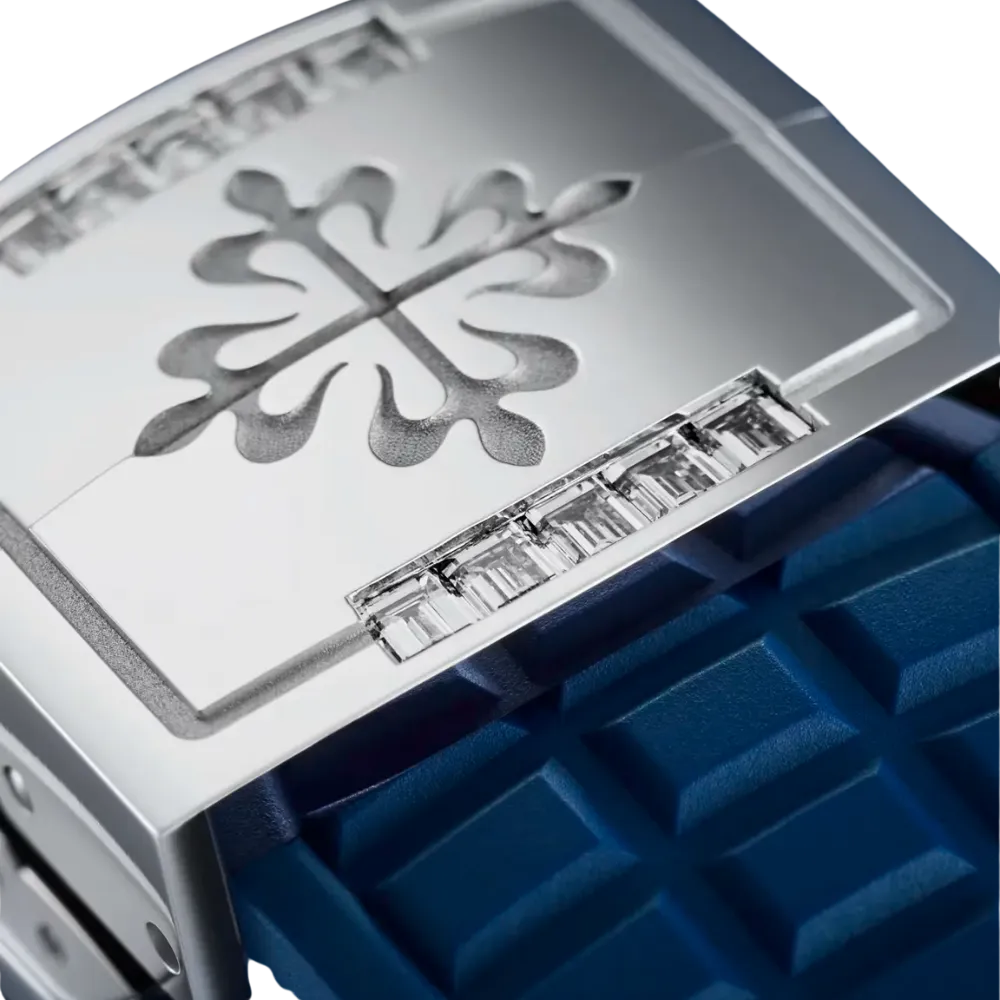 Patek Philippe Aquanaut Luce 5268/461G-001 White Gold Diamond Blue Sapphire Dial - Image 12