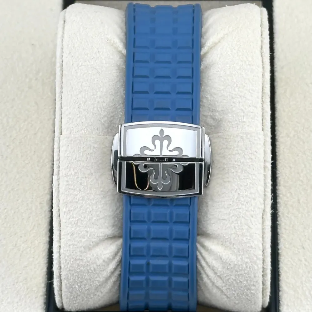 Patek Philippe Aquanaut Luce 5067A-022 - Image 6