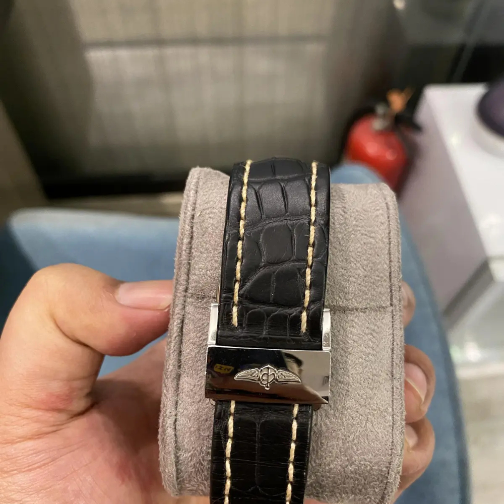 Breitling Navitimer 01 Chronograph 46 mm – Ref. AB012721‑BD09‑441X‑A20BA.1 - Image 7