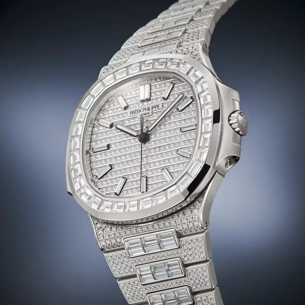 Nautilus Ref. 5811/1460G-001 White Gold - Image 8